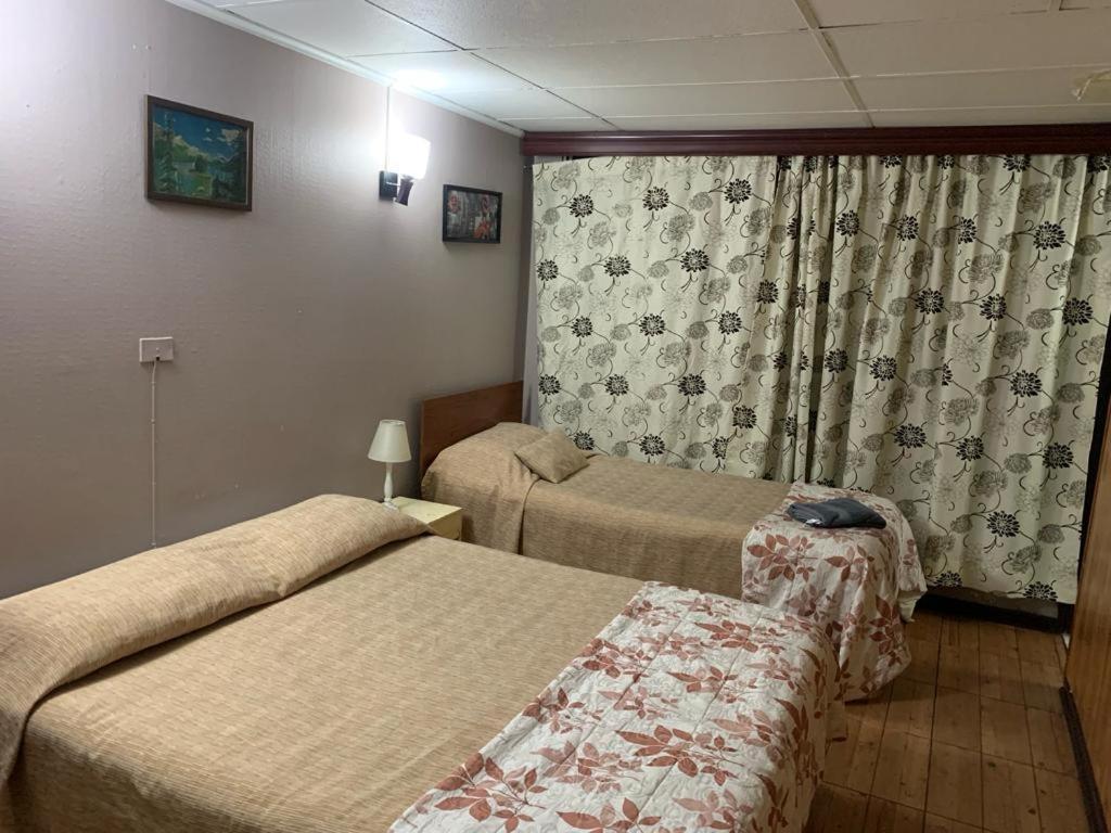 Hotel Alameda Сантьяго Экстерьер фото