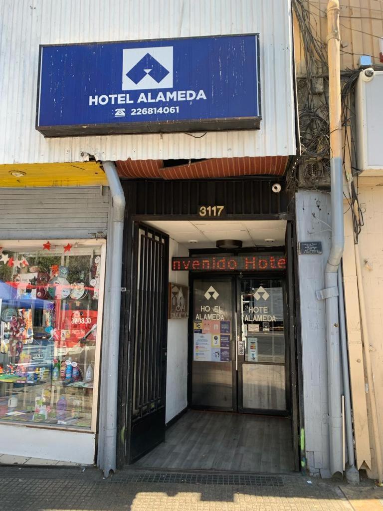 Hotel Alameda Сантьяго Экстерьер фото
